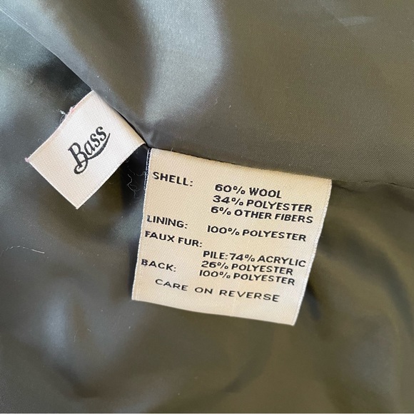 Green Bass wool coat, fur lining - Picture 6 of 7